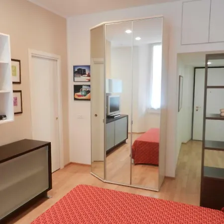 Διαμέρισμα Central Guesthouse Λα Σπέτσια